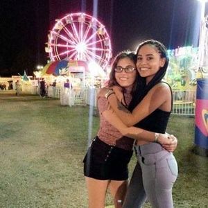 Meet your Posher, Fallon